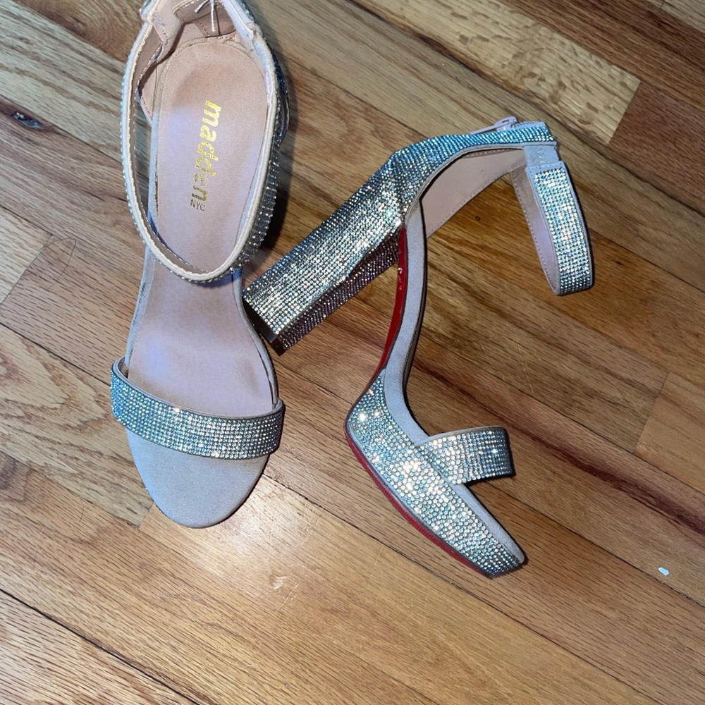 Madden Girl rhinestone embellished suede block heels with red bottoms NEW - Picture 3 of 10